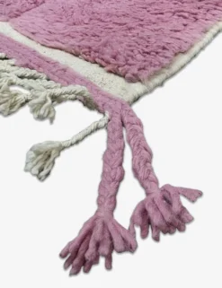 Tapis Rose Contemporain - 390 x 290 cm