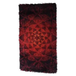Tapis rya abstrait en laine rouge, style milieu du siècle | Suède | Années 1960