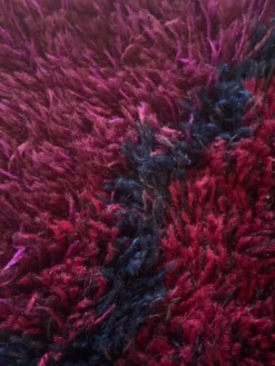 Tapis Rya Bordeaux Rouge Mid-Century Modern par Gull-Britt Johansson pour NIAB, Suède