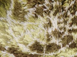 Tapis rya en laine suédoise. Estimé des années 1970-80.