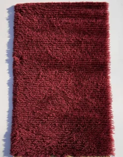 Tapis Rya en laine tissé à la main, design scandinave rouge vintage, années 1970