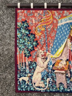 Tapisserie ancienne en laine « la Dame et la Licorne »
