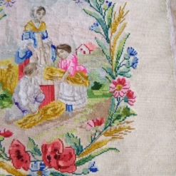 Tapisserie ancienne en point de croix et techniques mixtes : « La Moisson »