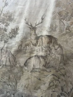Tapisserie de style Renaissance à décor animalier, XXème siècle