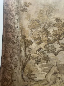 Tapisserie de style Renaissance à décor animalier, XXème siècle