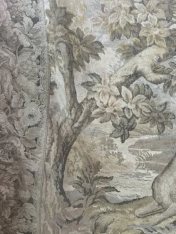 Tapisserie de style Renaissance à décor animalier, XXème siècle