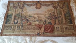 Tapisserie d'halluin " scène de cour au paon"