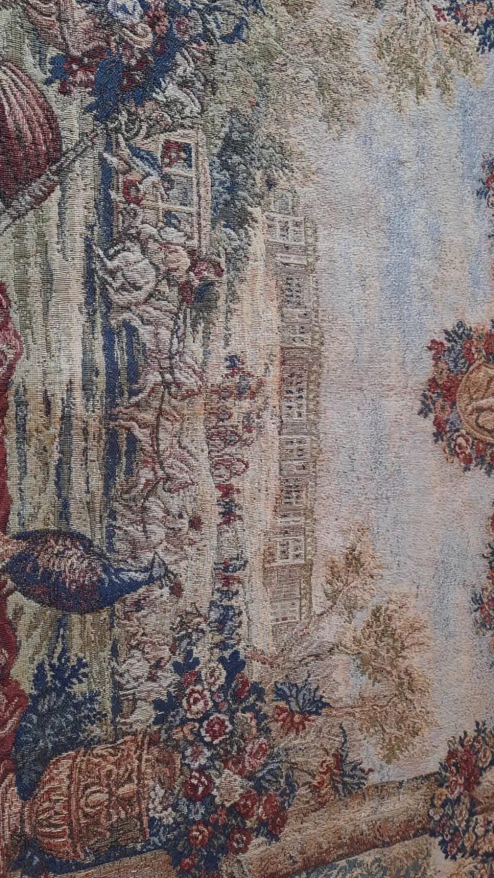 Tapisserie d'halluin " scène de cour au paon"