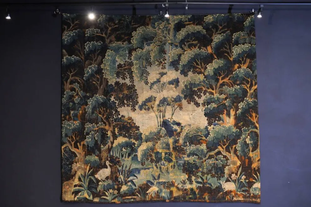 Tapisserie flamande en laine et soie. Fin du XVIIe siècle.