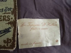 Tapisserie hallui.