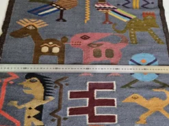 Tapisserie murale péruvienne tissée main, motifs zoomorphes, 120 x 60 cm