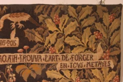 tapisserie représentant la pesée et l'art de forger