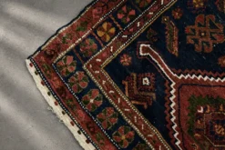 Tapis tribal oriental vintage tissé à la main, années 1940