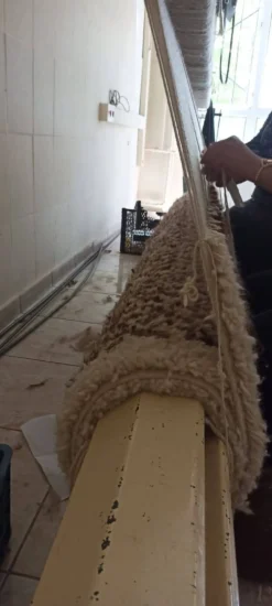Tapis Tulu fait main, 100 % laine naturelle non teinte. Crème et marron. Options personnalisées disponibles.