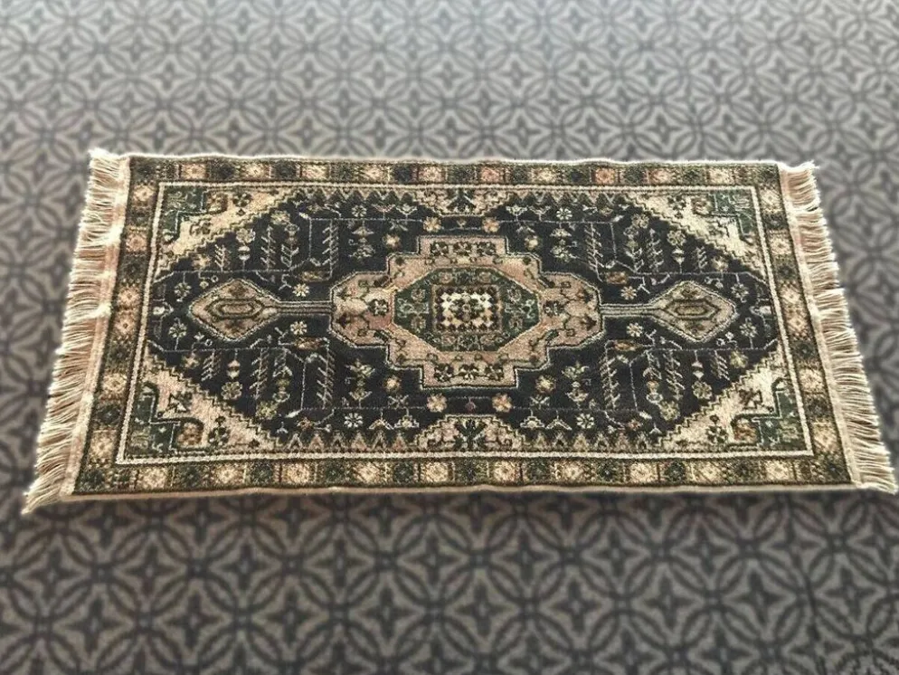 Tapis turc vintage avec design de médaillon