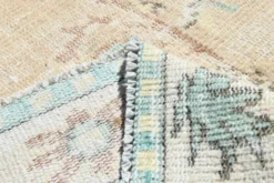 Tapis turc vintage, laine patinée beige et bleu aqua pâle, 192x295 cm