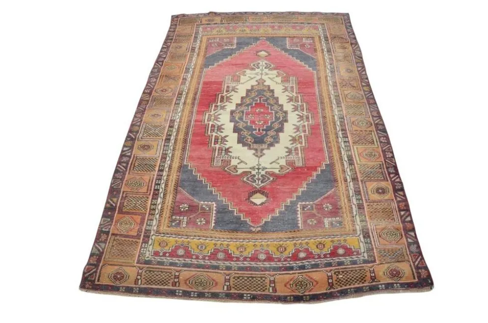 Tapis turc vintage pour salon