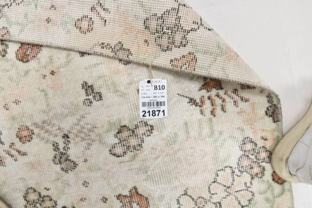 Tapis vintage en laine beige 286x186