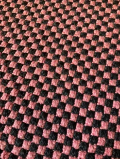 Tapis vintage en laine tissée