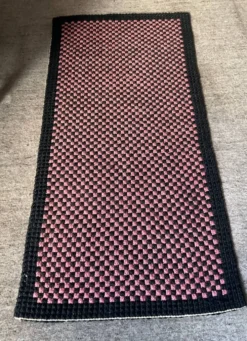 Tapis vintage en laine tissée