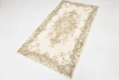 Tapis vintage à motif floral beige et vert 4x7, tapis anatolien, 113x207 cm
