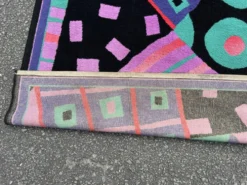 Tapis vintage style Memphis des années 1980