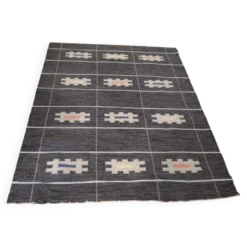 Tapis vintage suedois en laine 