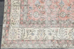 Tapis vintage turc floral oversize rose doux, 219x313 cm