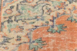 Tapis vintage turc tissé à la main en tons abricot pastel, 177x273 cm