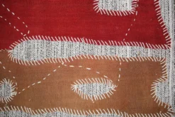 Tenture murale en textile bourgogne, tapis tissé à la main