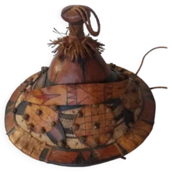 Tingandé ou tengade, chapeau traditionnel Peul, Afrique