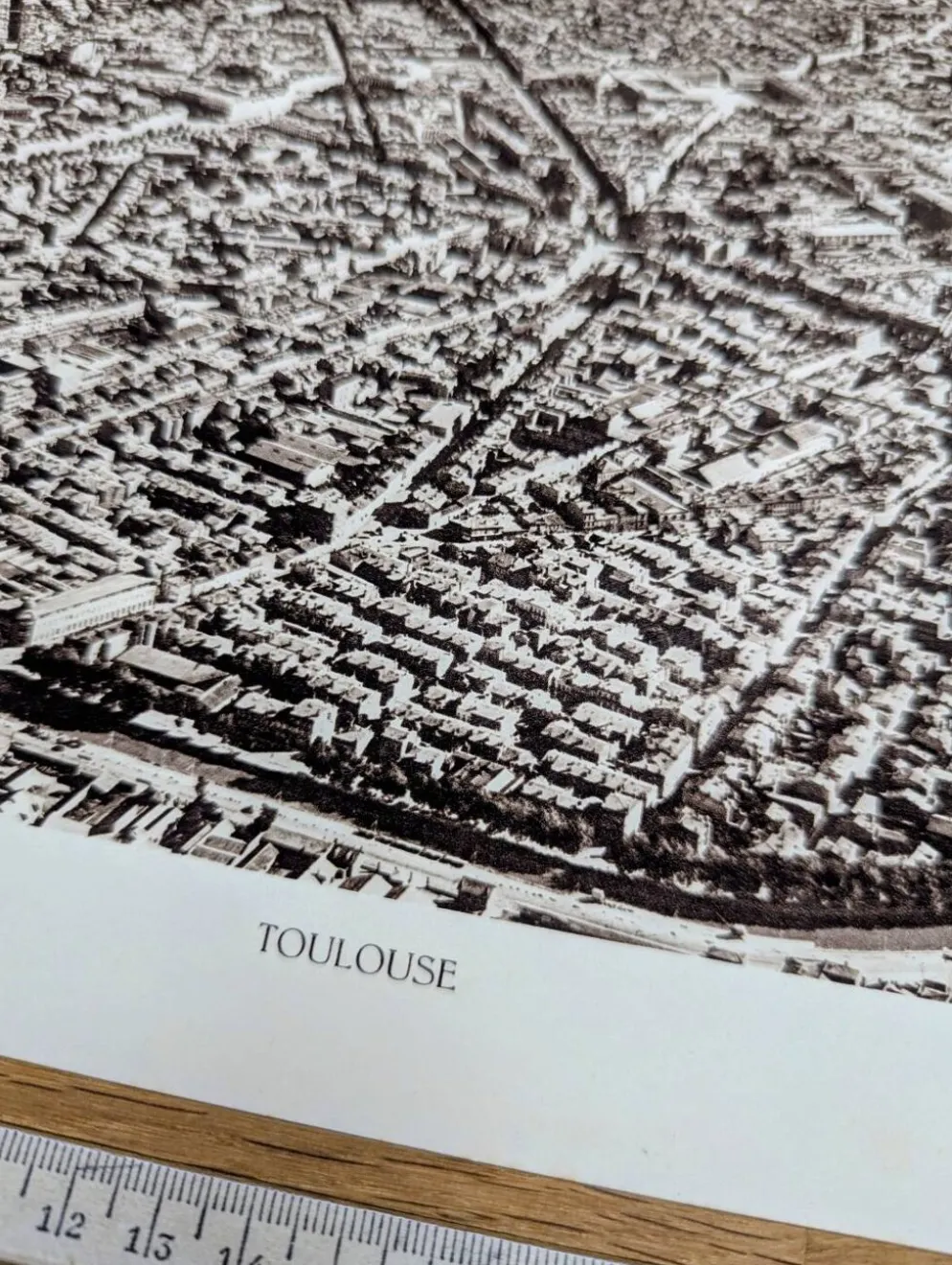 Toulouse, Haute-Garonne, planche photo imprimée en 1942.