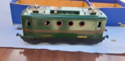Train Hornby DBBV Le Mistral par Meccano