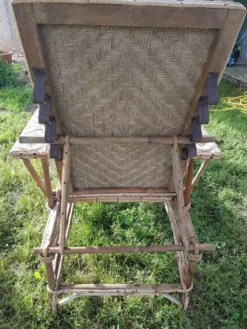 Transat ancien en rotin