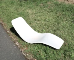 Transat chaise longue de Charles Zublena en fibre de verre, années 60