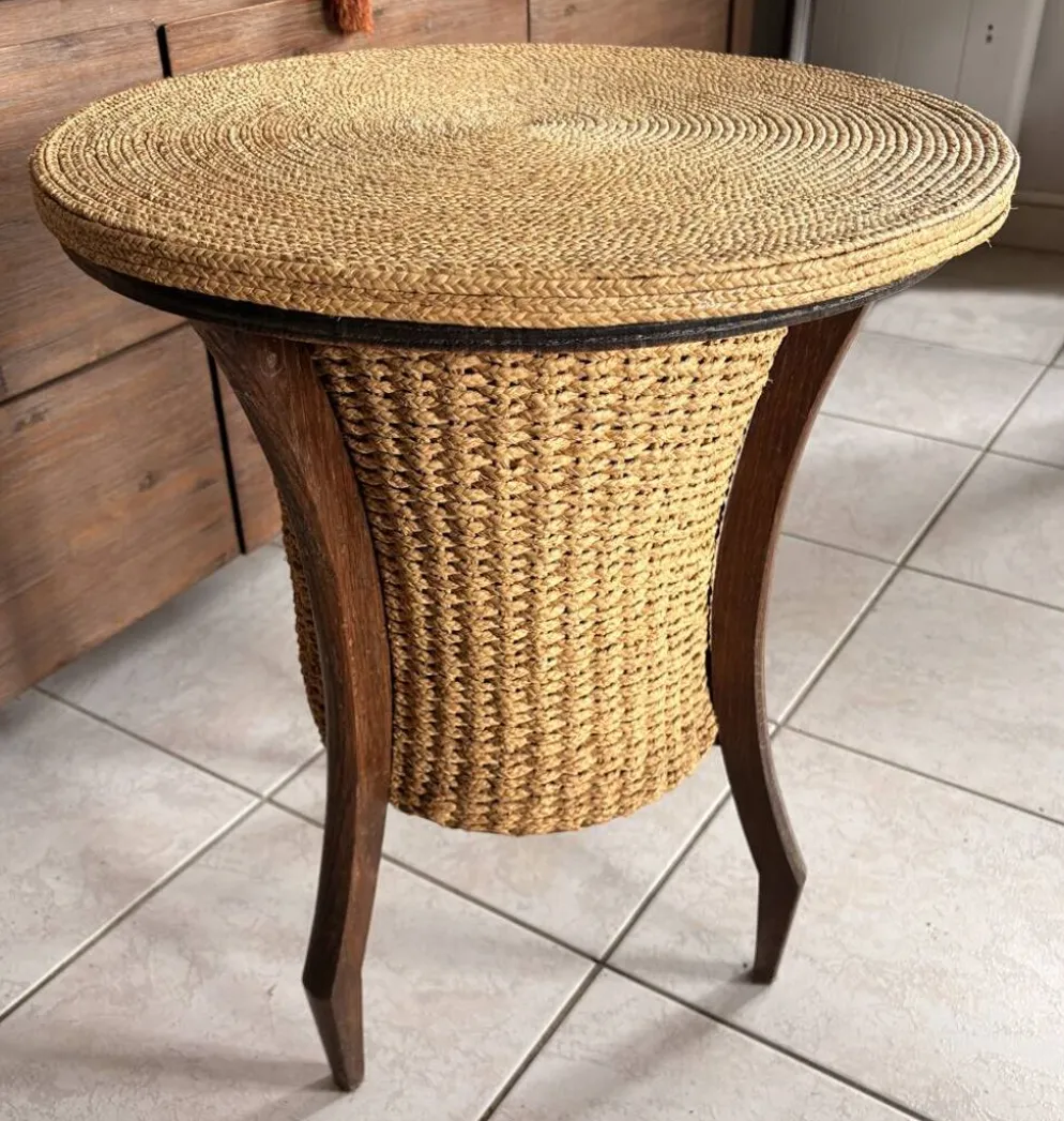 Travailleuse vintage tripode en osier et bois, esprit années 60