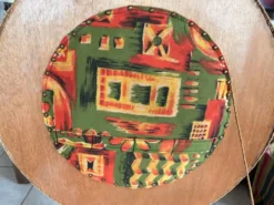 Travailleuse vintage tripode en osier et bois, esprit années 60