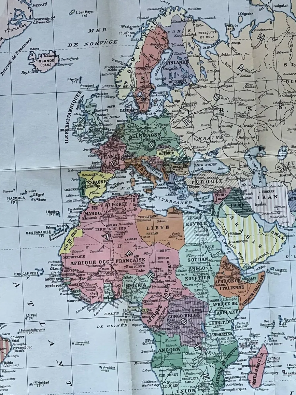 Tres grande carte mondiale 104x74cm