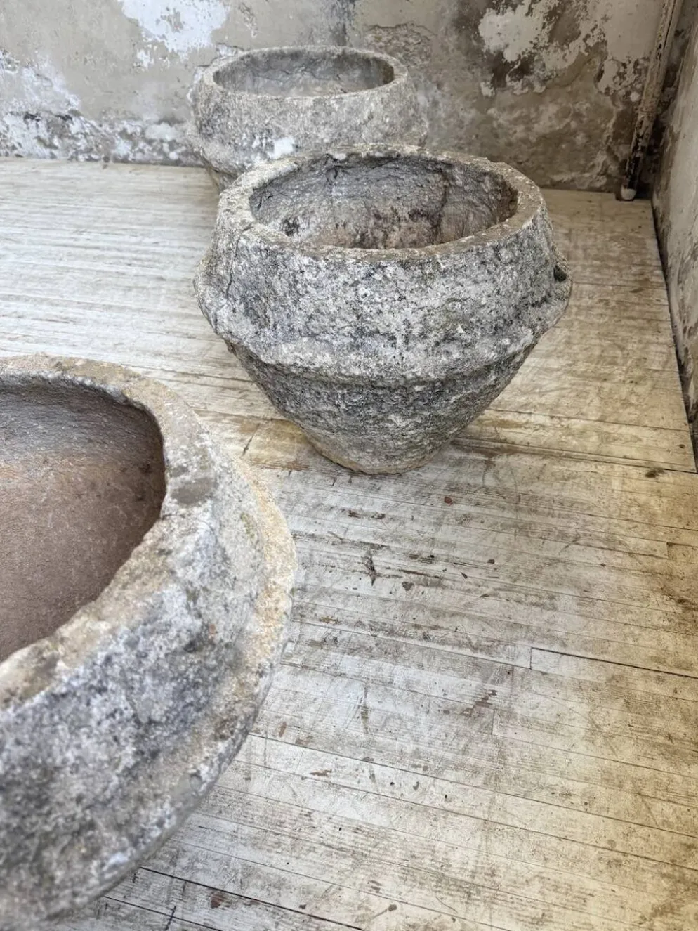 Trio de pots jardinières pierre et ciment début 1900