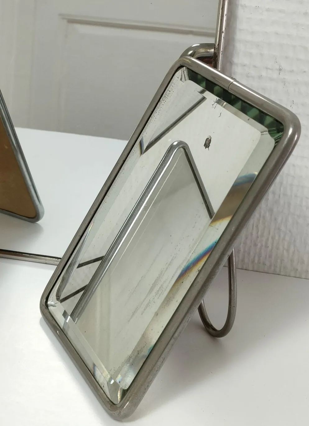 Trois miroirs de barbier cadre métal début à milieu XXème