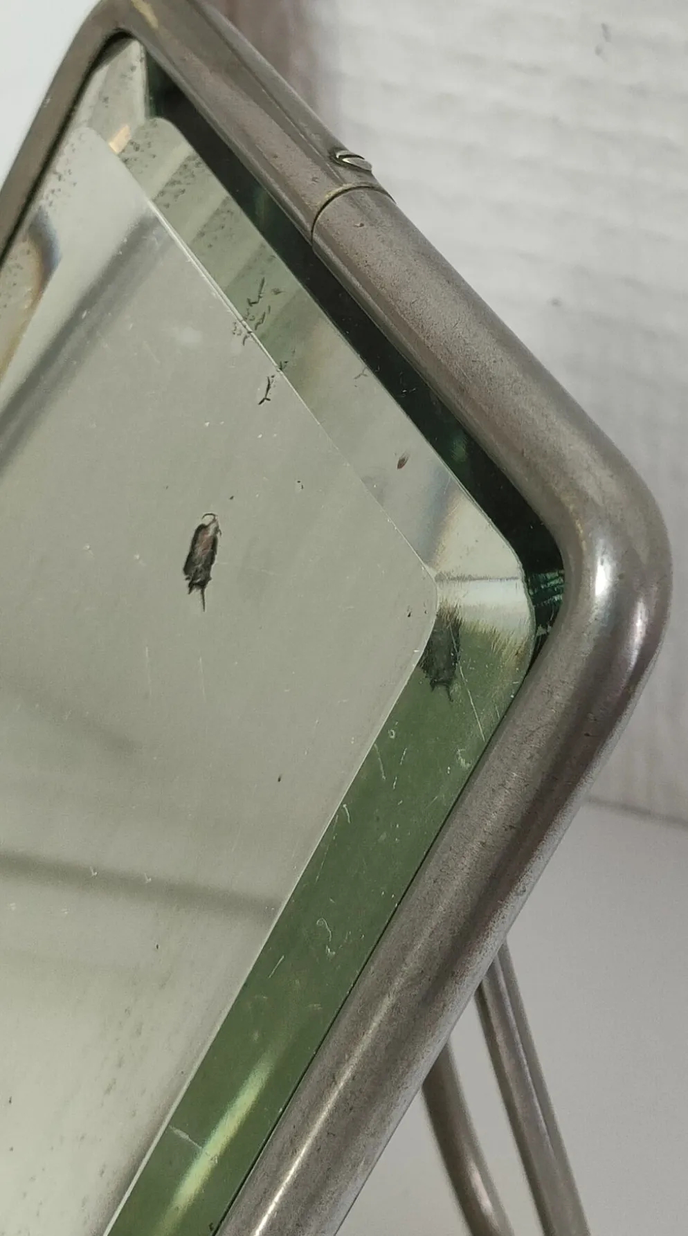 Trois miroirs de barbier cadre métal début à milieu XXème