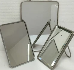 Trois miroirs de barbier cadre métal début à milieu XXème