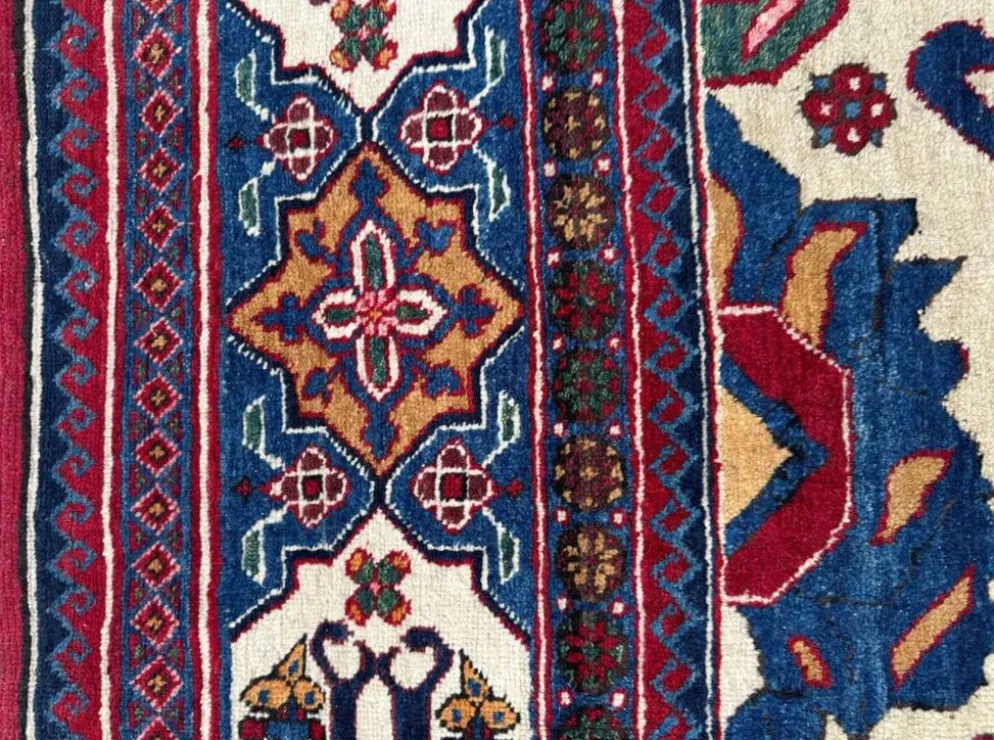 Très beau tapis persan