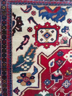 Très beau tapis persan