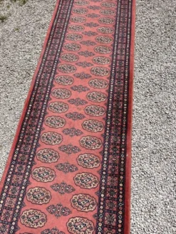 Très grand tapis de couloir