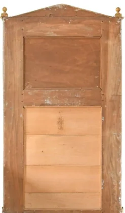 Trumeau en bois peint et décoré d'une huile sur panneau