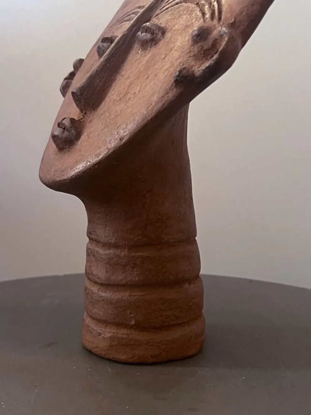 Tête Ashanti en terre cuite (Ghana)