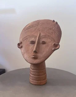 Tête Ashanti en terre cuite (Ghana)