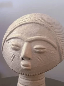 Tête Ashanti en terre cuite (Ghana)