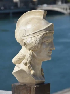 Tête de l'Athéna de Poitiers, vers 1960